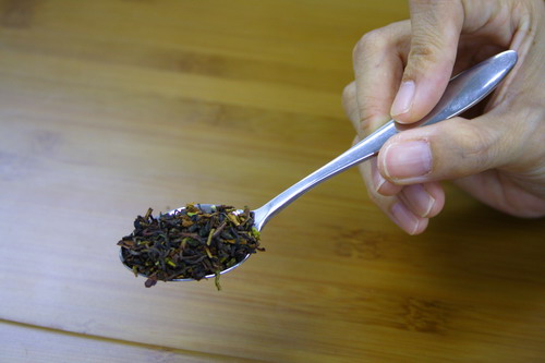 Two Tea Spoons = 3g of tea leaves